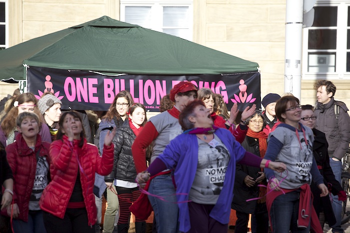 "One billion rising" auf dem Maxplatz, 2014. Foto: Erich Weiß