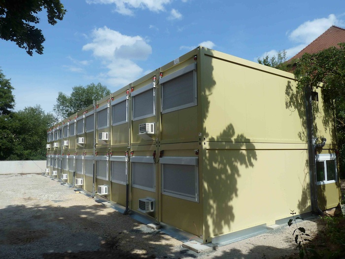 Container für Clavius-Gymnasium auf dem Gelände des Stadtarchivs. Foto: Christiane Hartleitner
