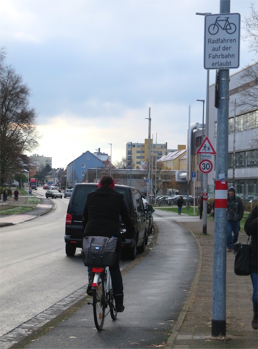 Trotz vorhandenem Radweg – hier ist Radfahren ausdrücklich auch auf der Straße erlaubt (Foto: Stadt Bamberg/Stadtplanungsamt)