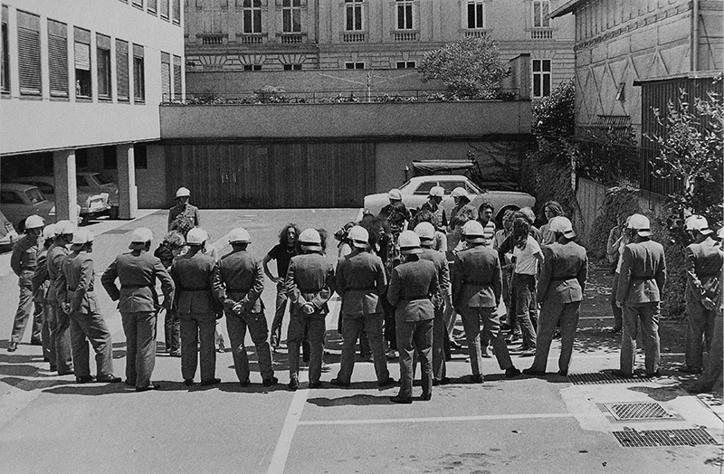 Sturm aufs Landratsamt, 1969. Foto: Werner Kohn